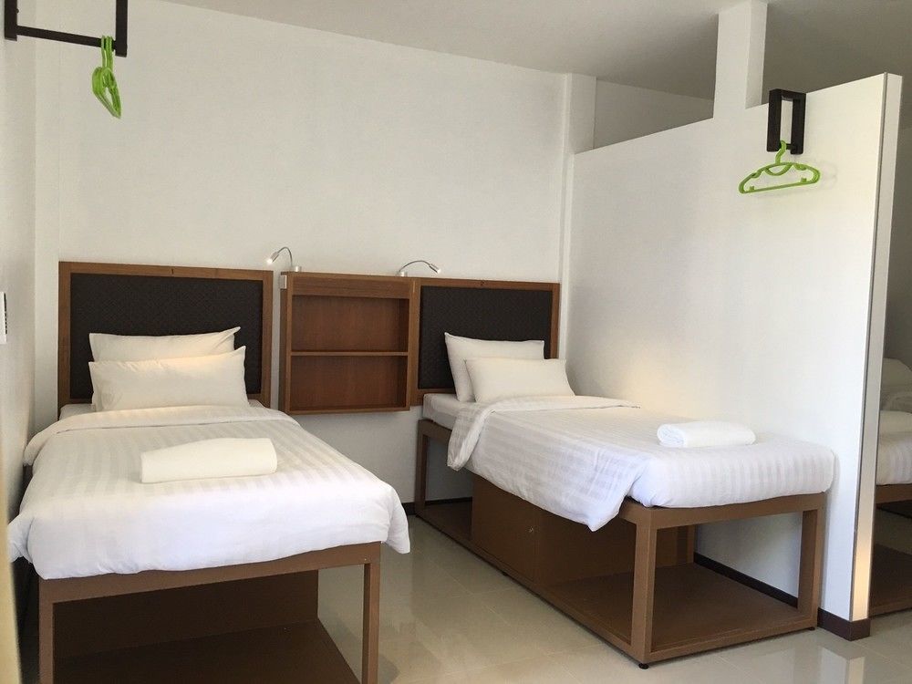 The Lantern Hostel, Chalong ,Phuket Екстериор снимка