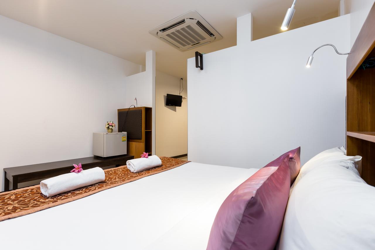 The Lantern Hostel, Chalong ,Phuket Екстериор снимка