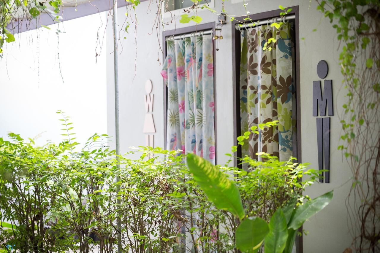 The Lantern Hostel, Chalong ,Phuket Екстериор снимка