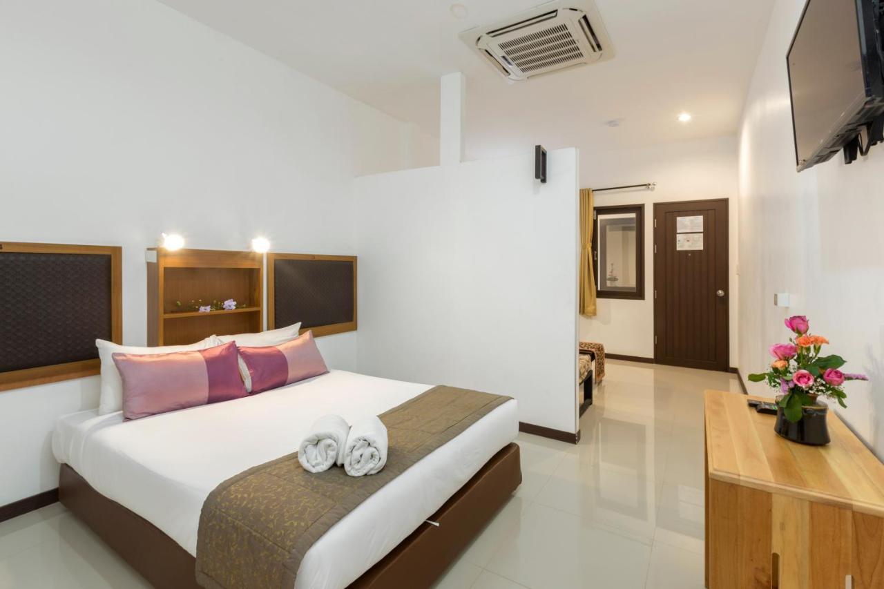 The Lantern Hostel, Chalong ,Phuket Екстериор снимка